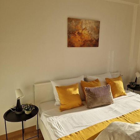 Kamche Lux Apartment Скоп'є Екстер'єр фото