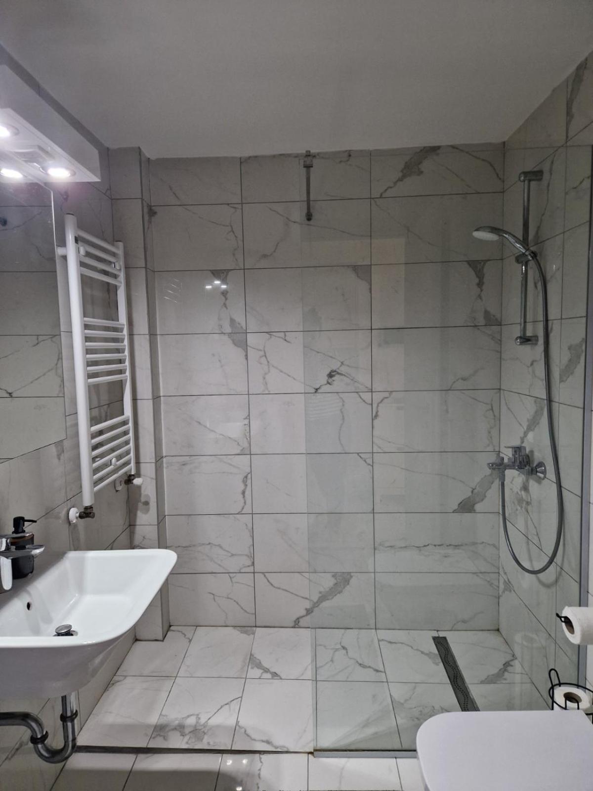 Kamche Lux Apartment Скоп'є Екстер'єр фото